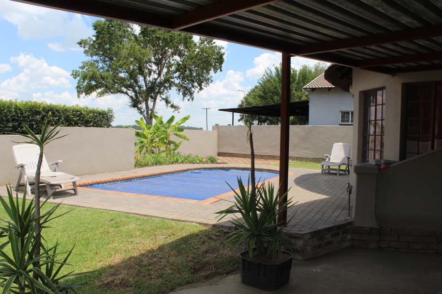 4 Bedroom Property for Sale in Vaalpark Free State